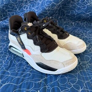 Nike Air Jordan 200- 8M (9.5w)